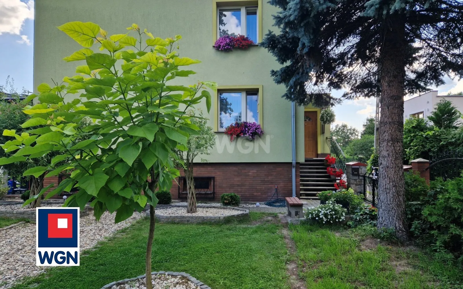 Dom na  sprzedaż Szprotawa - Twój wymarzony dom w Szprotawie czeka! Szukasz oazy spokoju dla swojej rodziny?