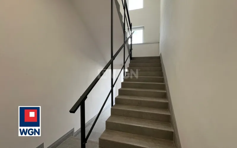 Obiekt magazynowy na  wynajem Trzebinia - Trzebinia, wynajem lokal handlowo usługowy 450m2
