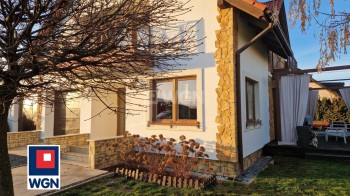 Dom na  sprzedaż Szprotawa - Na sprzedaż komfortowy dom jednorodzinny 164 m2, dwa garaże, pięknie zagospodarowana działka