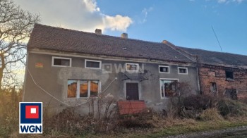 Dom na  sprzedaż Szprotawa - dom z budynkami gospodarczymi
